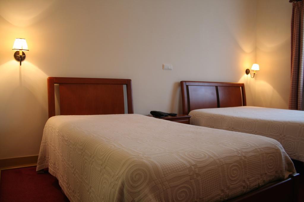 Hotel Residencial Dom Duarte à Viseu Extérieur photo
